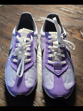 New Nike Purple Lavender Retro Runner Sneakers 7 Women